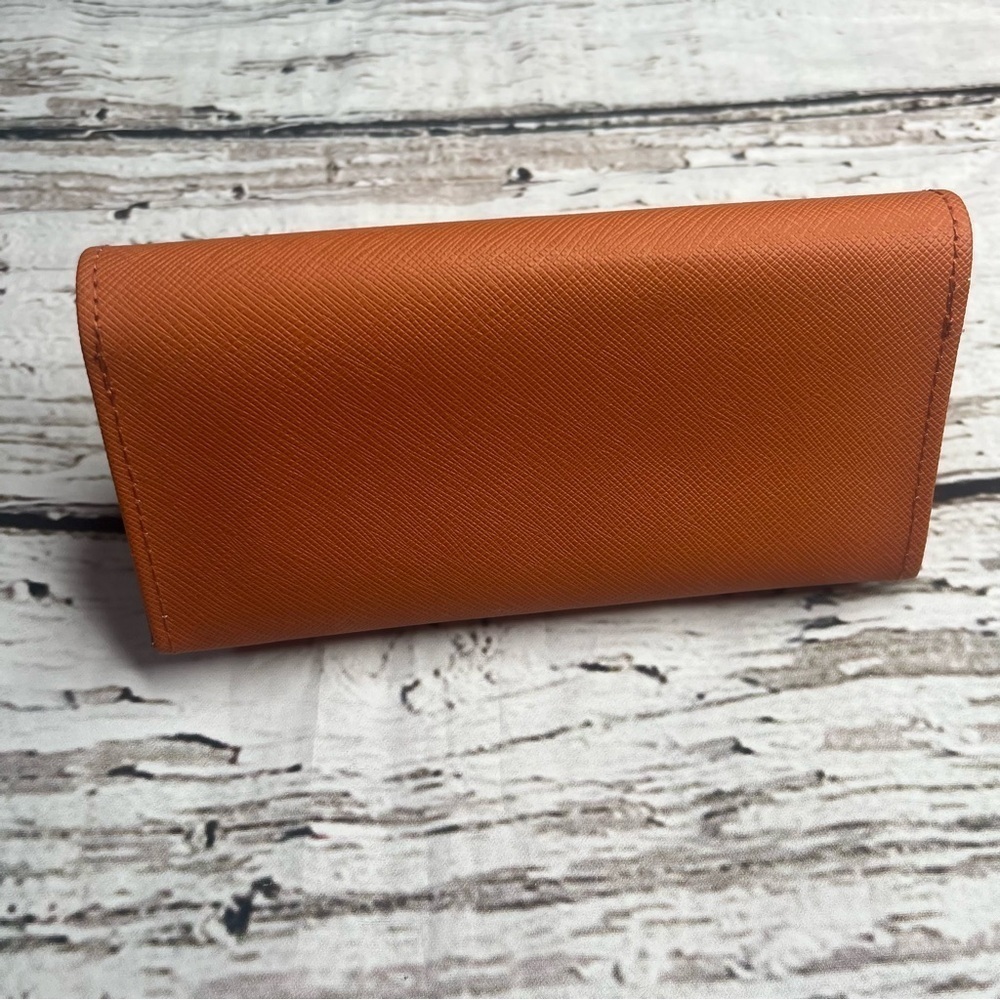 Tory Burch Sunglasses Case - Picture 4 of 6